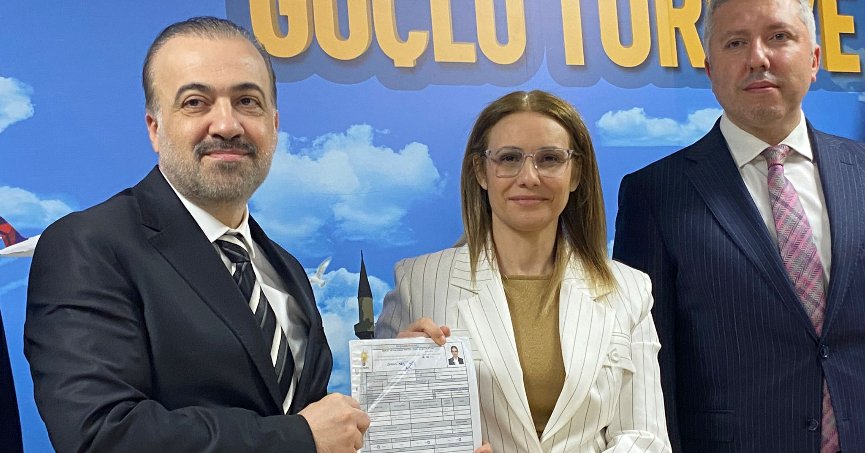 BERNA ABİŞ BAŞVURUSUNU YAPTI... ADAY ADAYI OLDU