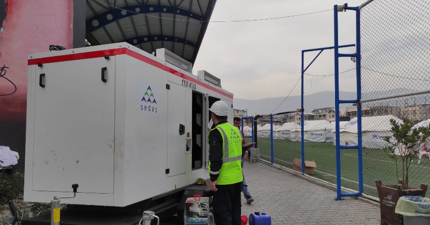 SEDAŞ deprem bölgesinde yaraları sarıyor