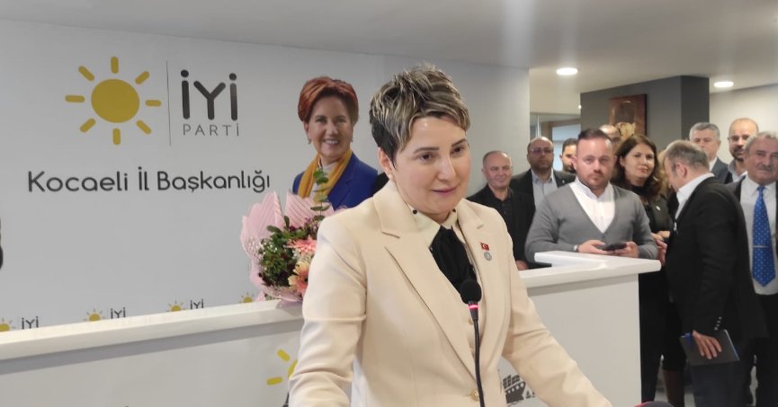 PELİN ÇOŞTUR FİLİZ ADAY ADAYI