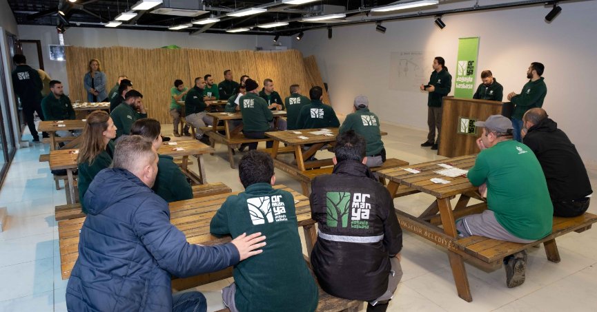 KO-MEK’ten Ormanya’da hayvan bakıcılığı eğitimi