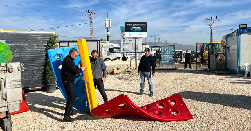 Hatay’da Depremzede Çocuklar Unutulmuyor