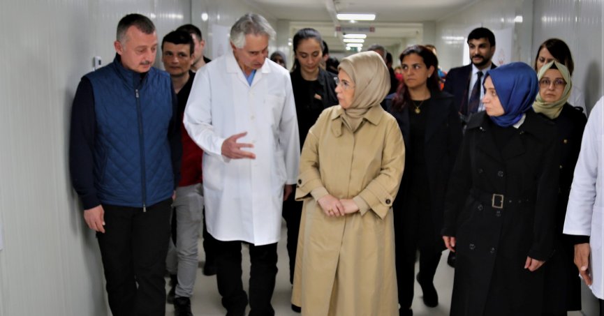 Emine Erdoğan’dan Büyükşehir Hastanesi’ne övgü