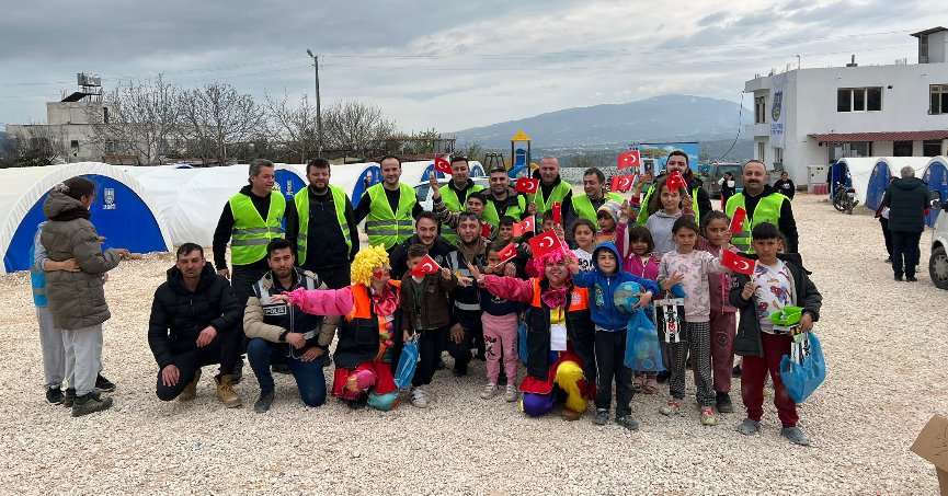 Başiskele Beşiktaşlılar Derneği’nden Depremzedelere Destek