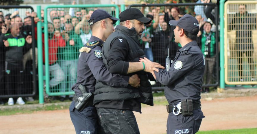 Kocaeli Kocaelispor antrenmanında gerginlik