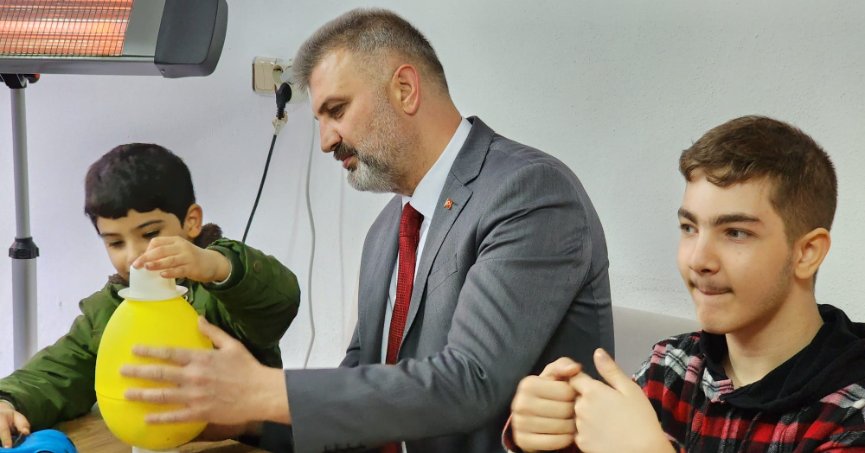 GÖLCÜK’TE OTİSTİK ÇOCUKLAR ASLA YALNIZ DEĞİL