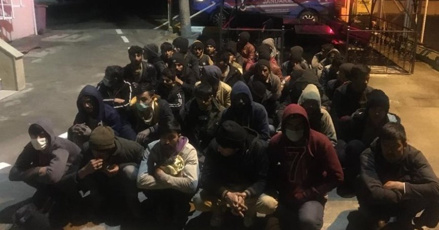 Kocaeli'de 25 düzensiz göçmen yakalandı