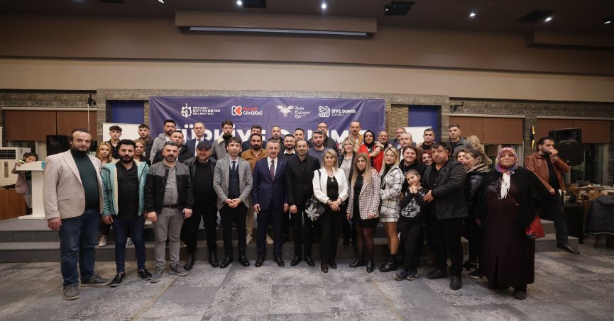 Başkan Büyükakın: Kocaeli deprem bölgesine yağmur olup yağdı