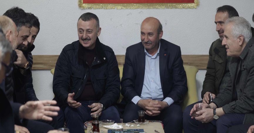 Kalpleri birbirine yaklaştıran Ramazan’da insanlık için dualar edildi