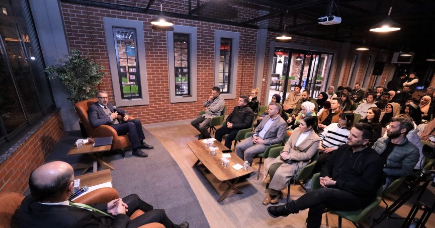 Kitaphane’de kutsal emanetler konuşuldu