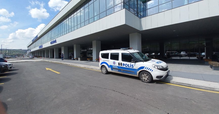 “Mutfak neden dağınık” diyerek annesini bıçakladı