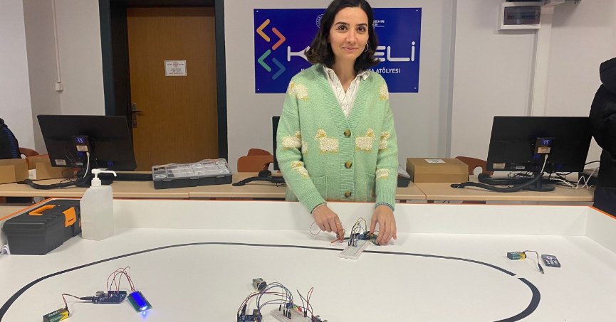 99 robotik eğitmene kodlama eğitimi