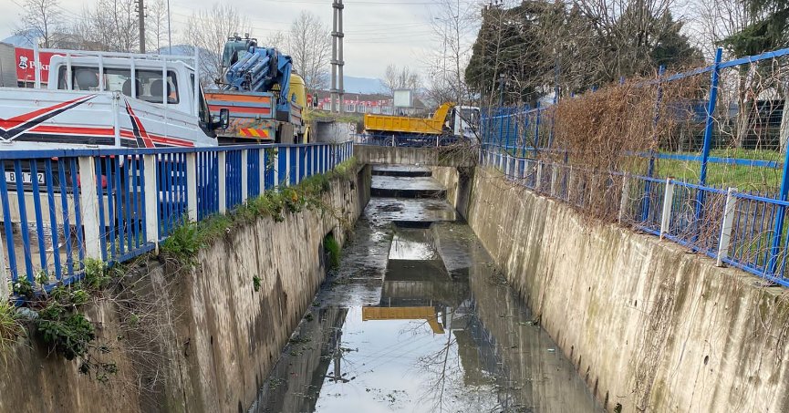 KOCAELİ’DE 3 AYDA 61 KİLOMETRE DERE TEMİZLİĞİ YAPILDI