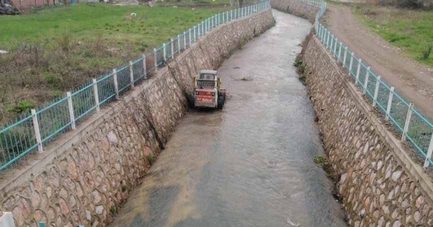 Kocaeli'de 3 ayda 61 kilometre dere temizliği yapıldı