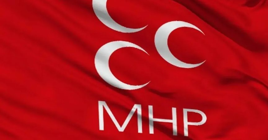  6 yönetici istifa etti