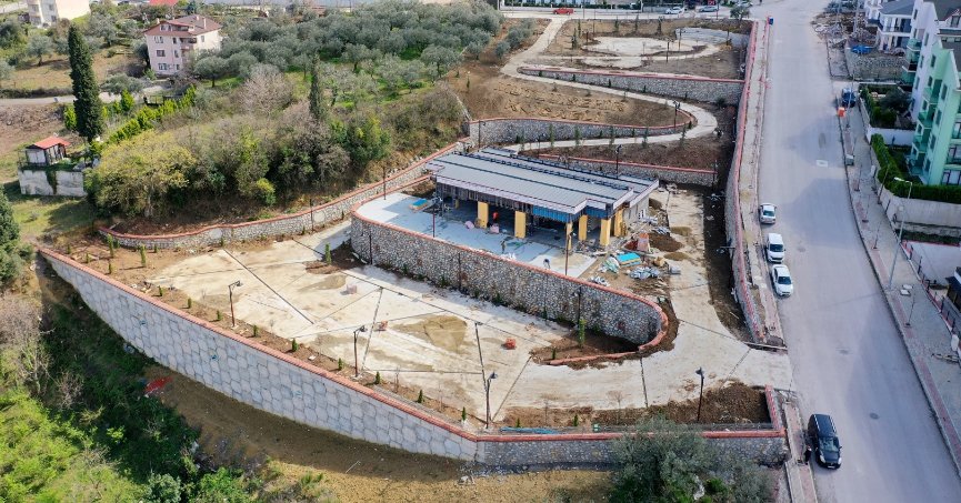 Karamürsel Millet Bahçesi’nde yoğun tempo