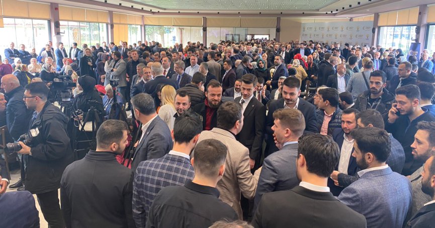 AK PARTİ'DE YİNE YOĞUNLUK HAKİM