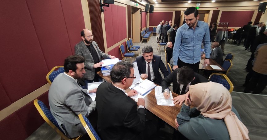 BTP aday listesini YSK’ya teslim etti