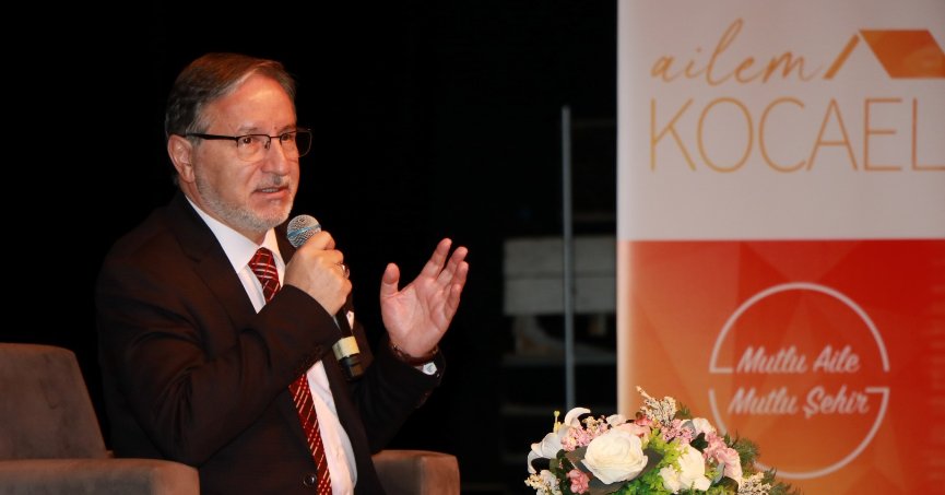 Prof. Dr. Mustafa Karataş: 