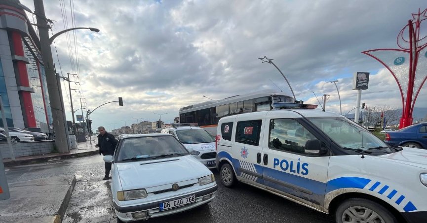 Direksiyon başında kalp krizi geçirdi