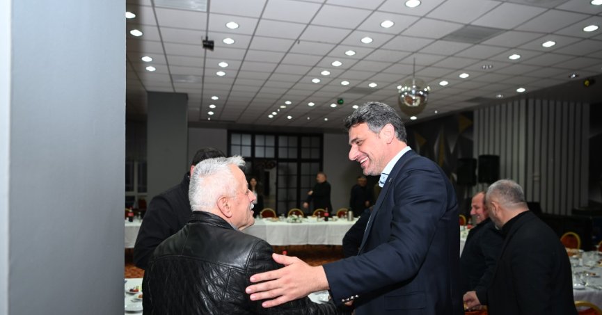 KOCAMAN MUHTARLARLA İFTAR SOFRASINDA BULUŞTU