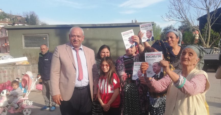 Aksoy kapı kapı dolaşıp açılışa davet etti