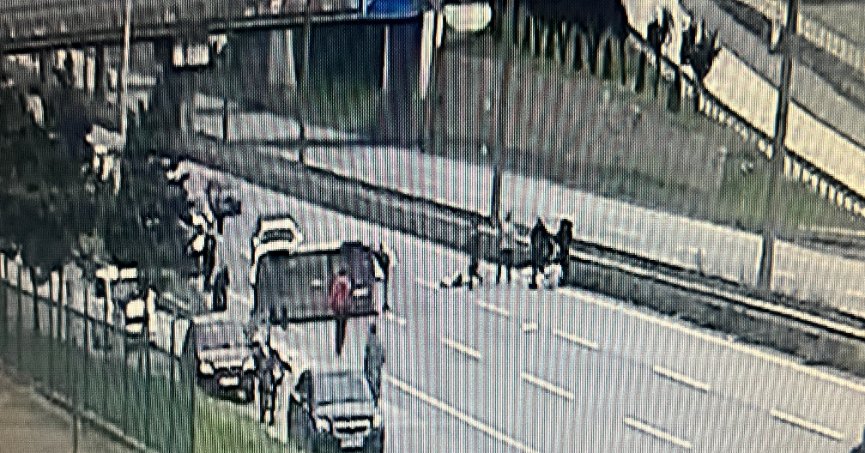 Bayram ziyaretine giden aile faciayı yaşamıştı, o anlar kameralara yansıdı