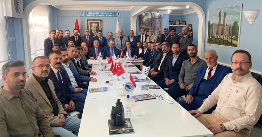 Prof. Dr. Hülagü, hemşeri dernekleriyle buluştu