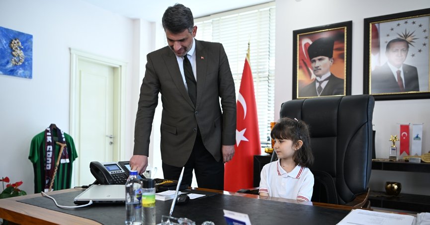 BAŞKAN KOCAMAN KOLTUĞU KAPTIRDI