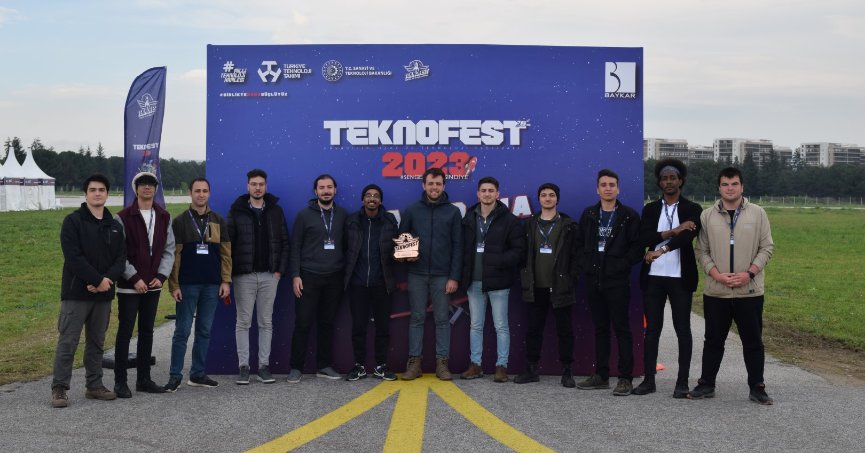 Büyükşehir E-Gençlik takımı Koustech,Teknofest’ten dereceyle döndü    