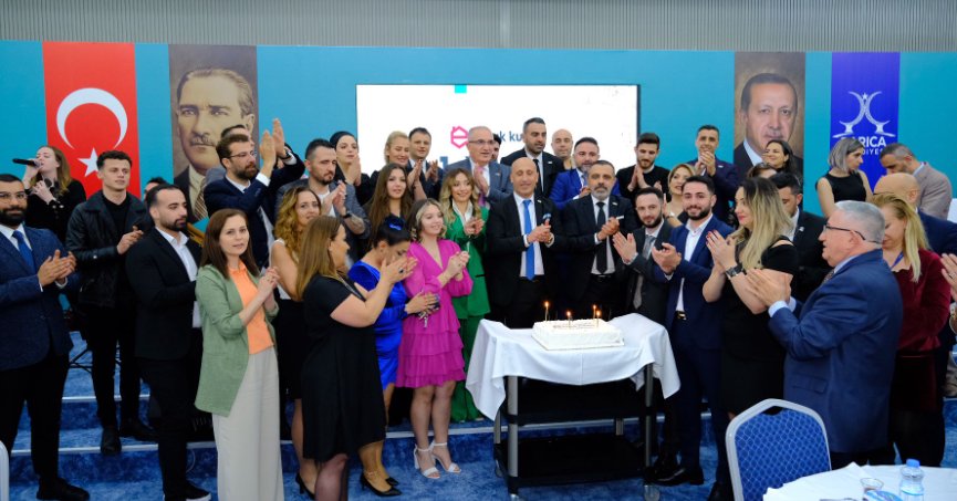 Emlak Kulübü, 1. Yıl dönümünü coşkuyla kutladı