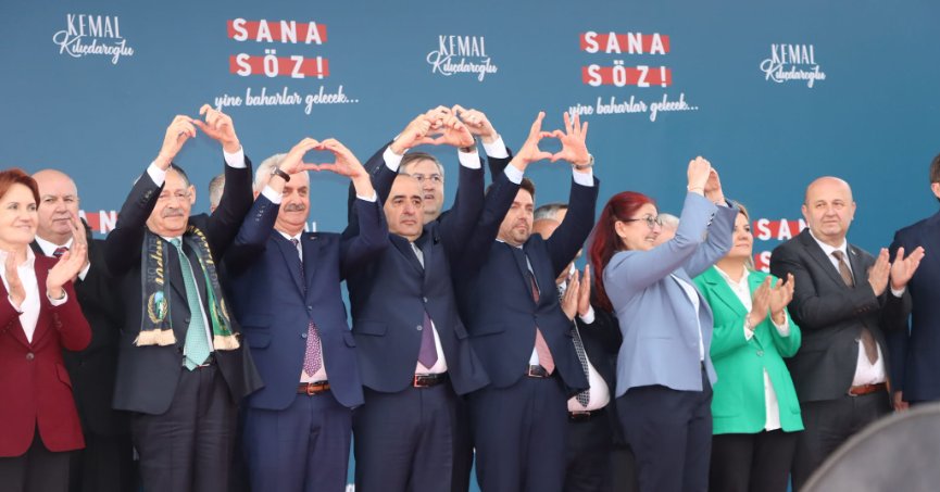 SARI’DAN MİTİNG DEĞERLENDİRMESİ “BÜYÜK BİR KALABALIĞA EV SAHİPLİĞİ YAPTI”