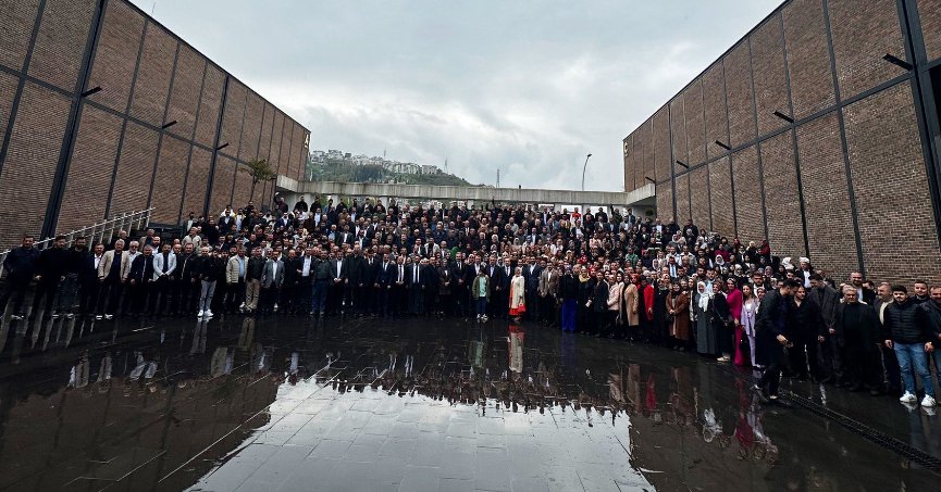 AK Parti’den seçim öncesi gövde gösterisi