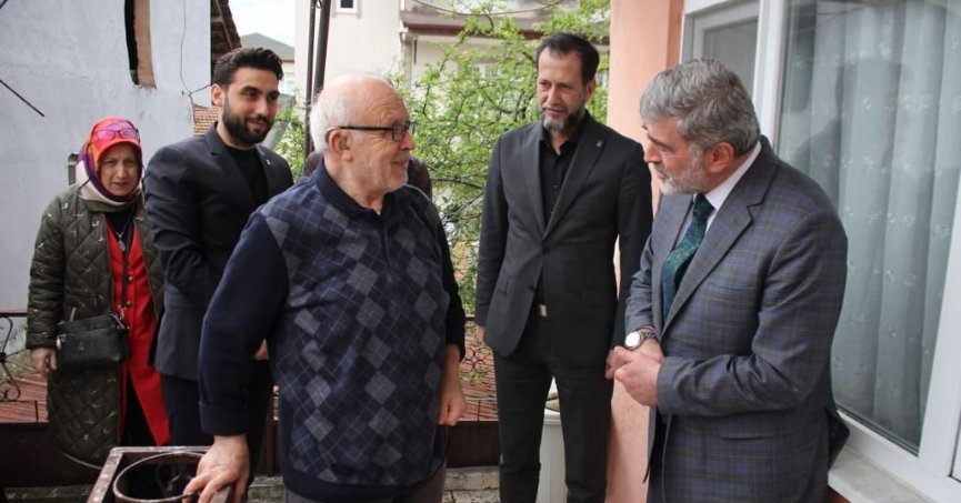 Milletvekili Çakır, Derince'de işçilerle buluştu