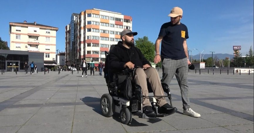 Hayatını alt üst etti