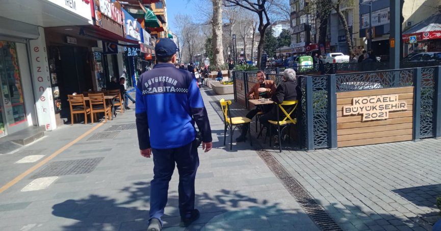 Büyükşehir Zabıtasından Cumhuriyet  Bulvarında 7/24 denetim