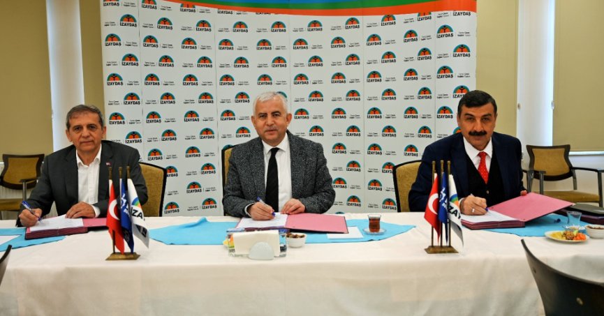 İZAYDAŞ’ta imzalar atıldı
