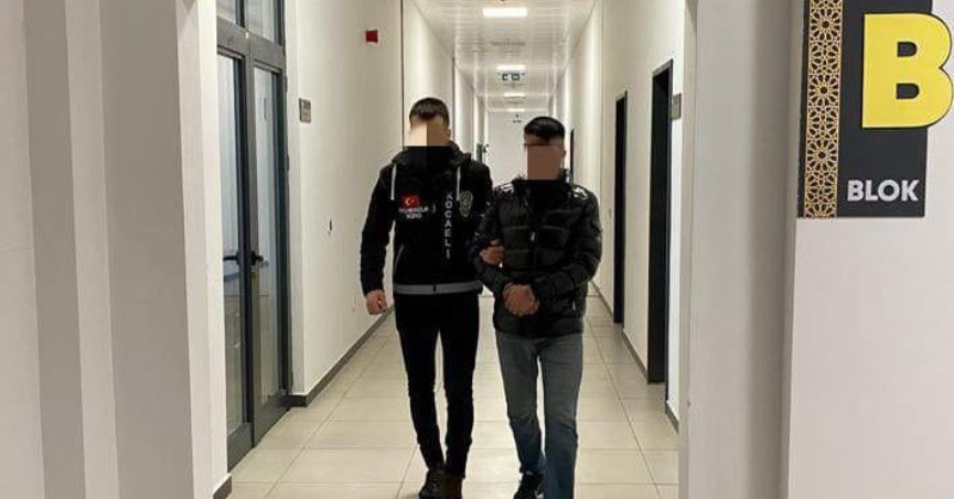 Otomobil ve 2 motosiklet çalan şüpheliler yakalandı