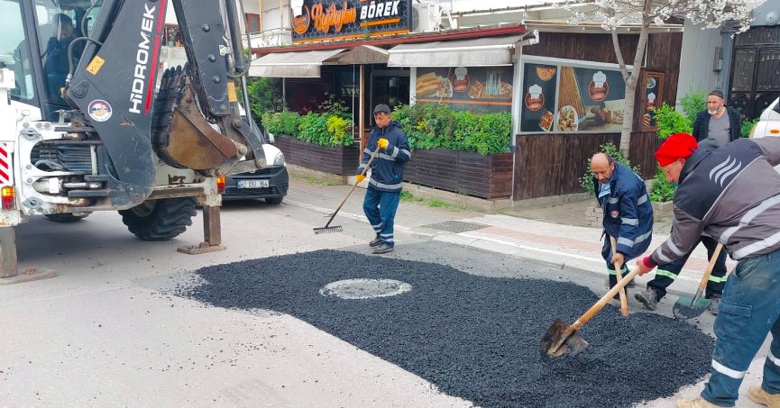 Körfez’de bozulan yollara anında müdahale