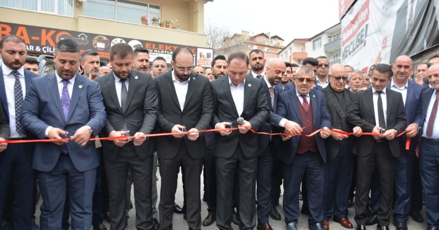 Büyük Birlik Partisi Gebze ilçe Başkanlığı görkemli törenle açıldı