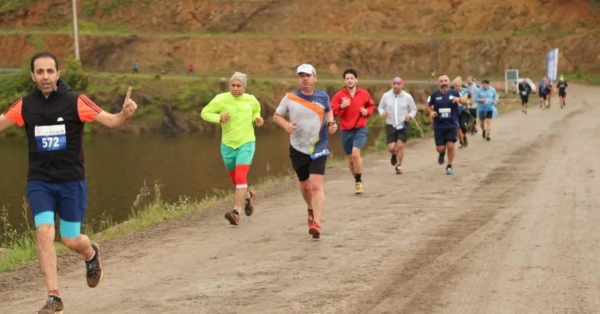 Yüzlerce sporcunun katıldığı ultra trail koşusunda ödüller sahiplerini buldu