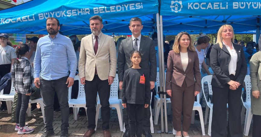 Çocuklar Büyükşehir ile şenlikte doyasıya eğlendi