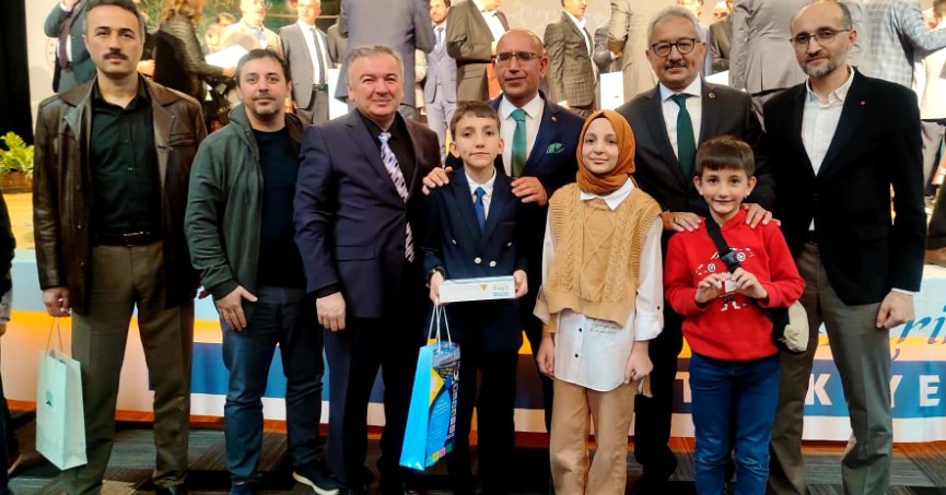 GENÇ SADÂ KUR'AN-I KERİM'İ GÜZEL OKUMA YARIŞMASINDA TÜRKİYE İKİNCİSİ OLDUK