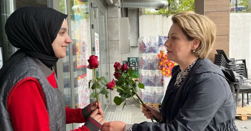 AK Parti Gebze’de gümbür gümbür geliyor;