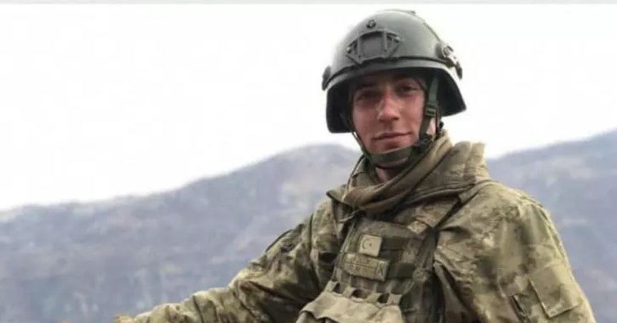 Piyade Er Muhammed Küçük şehit oldu