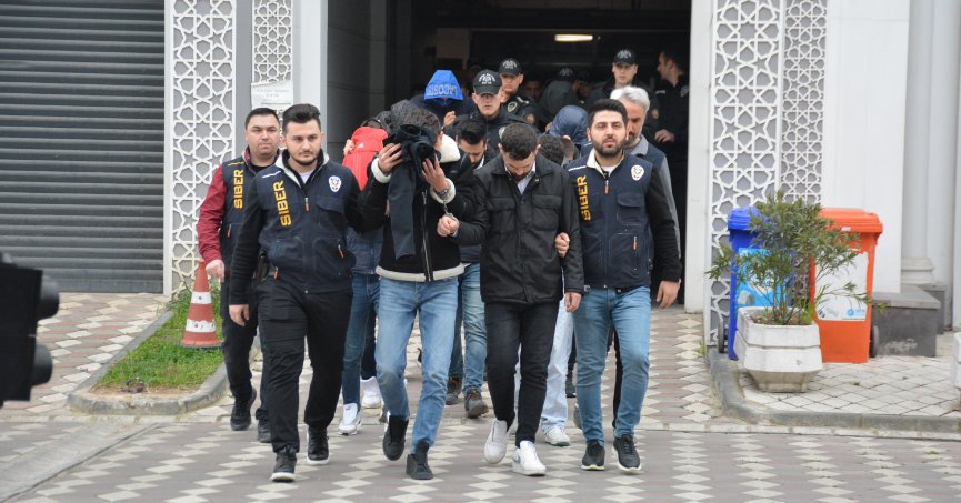 Sahte konteyner ilanıyla depremzedeleri dolandıran 12 şahıs tutuklandı