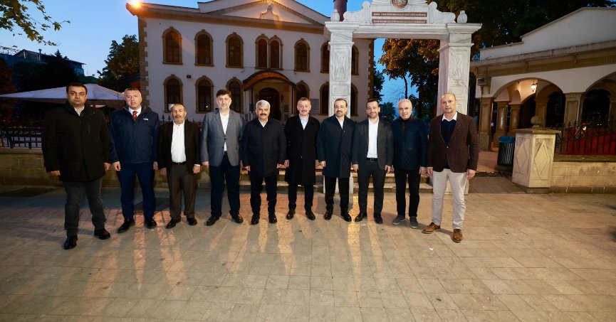 AK Parti’de seçim mesaisi  Sabah namazıyla başladı