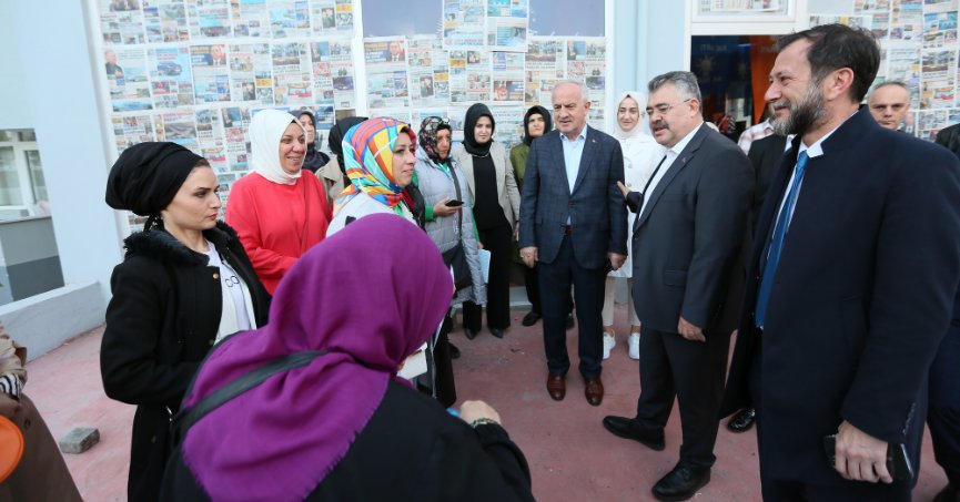 Derince’de Demokrasi Şöleni 