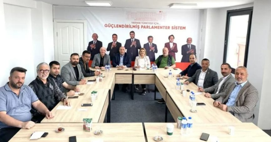 HÜRRİYET İZMİT'TE BAĞIMSIZ CHP'Yİ Mİ KURDU?