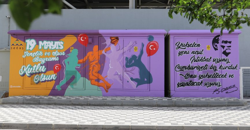 19 Mayıs gençlik enerjisi trafoya yansıtıldı