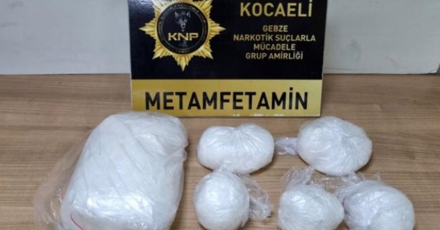 Zehir tacirleri kovalamacayla yakalandı